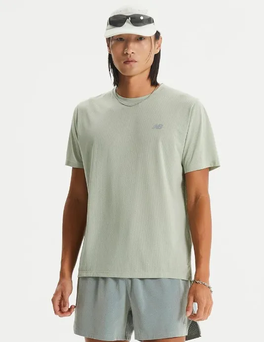 뉴발란스 애슬레틱 반팔티(러닝 가성비 반팔)